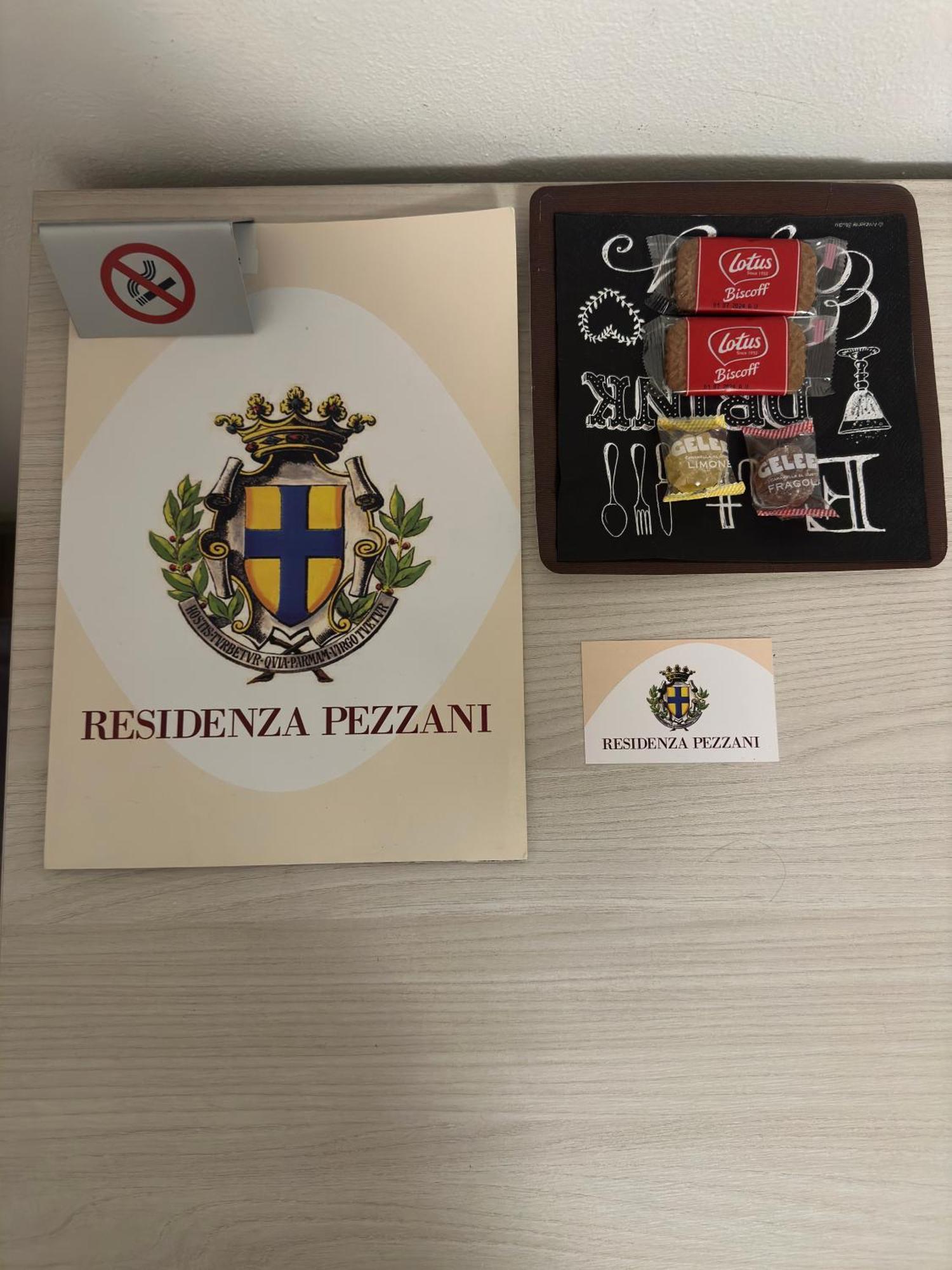 Residenza Pezzani Hotel Parma Exterior photo