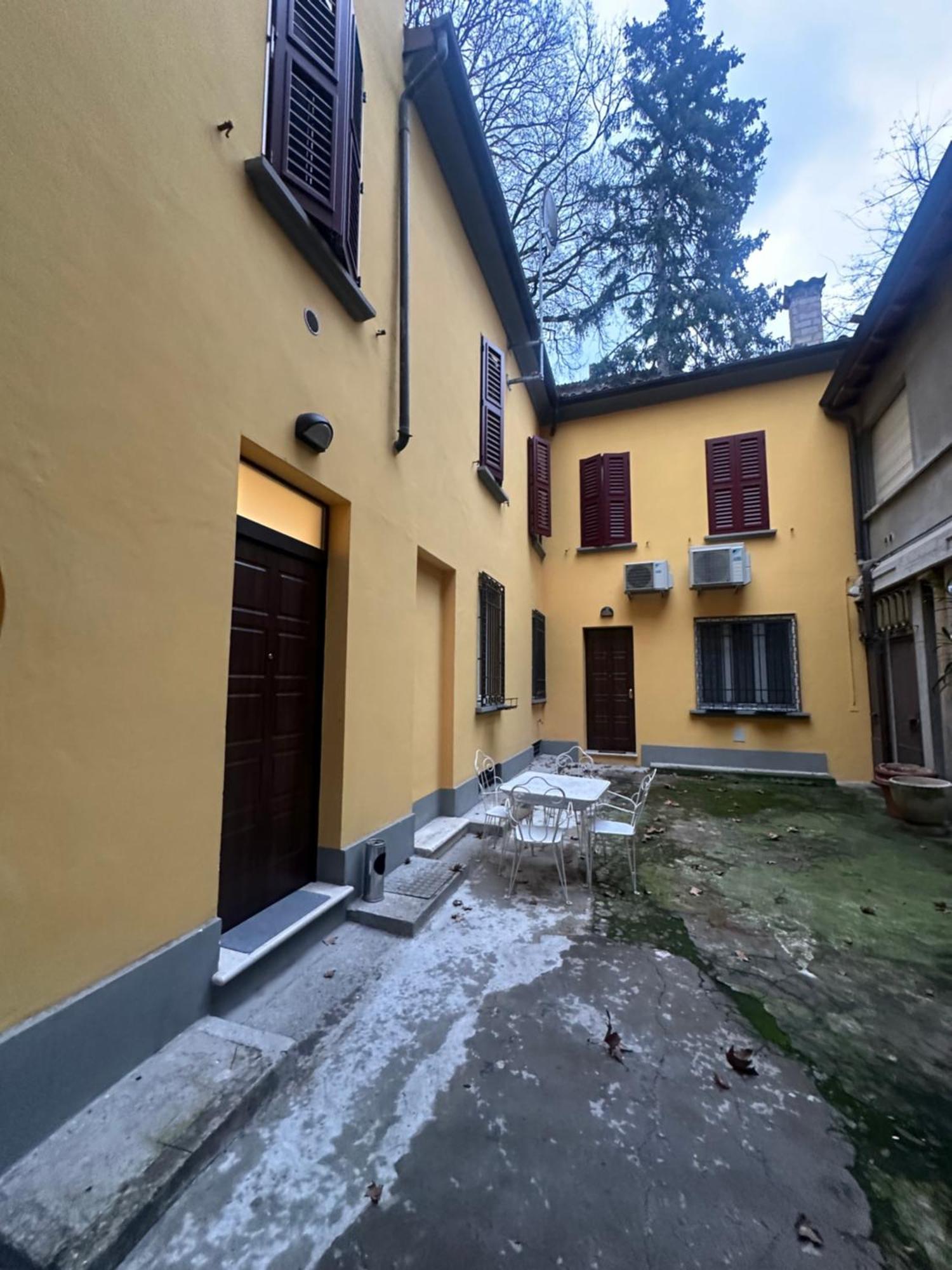 Residenza Pezzani Hotel Parma Exterior photo